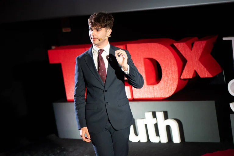 Young people share ideas about the future at TEDx Málaga Youth